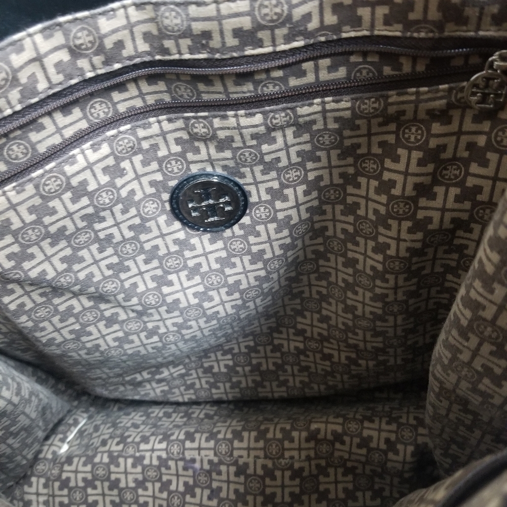 Tory burch authentic handbag - Picture 2 of 2
